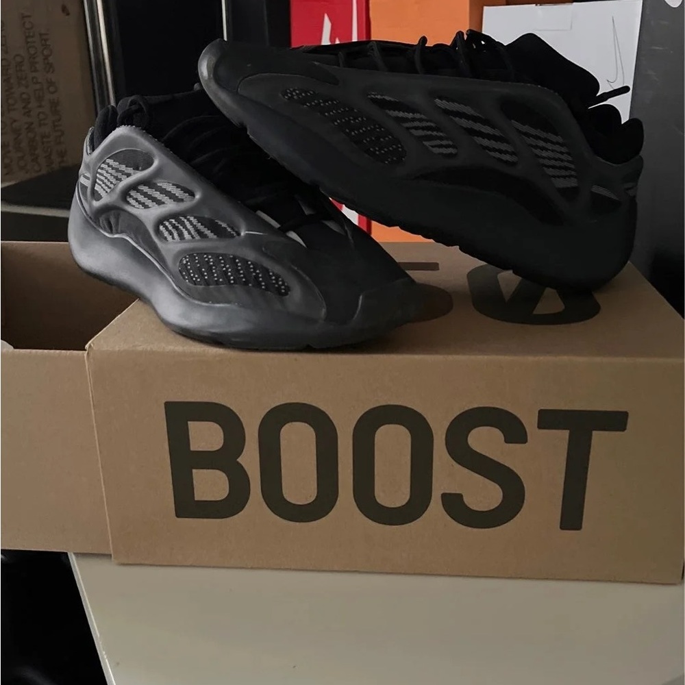 Yeezy boost 750 glow in the dark